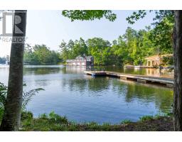 4 - 1254 BARLOCHAN ROAD - 20
