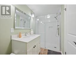 687 CHAMPLAIN AVENUE - 33