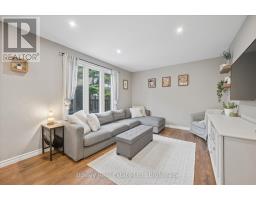 687 CHAMPLAIN AVENUE - 9