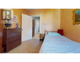 236 2ND AVENUE S - 11