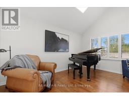 90 WADDELL STREET - 12