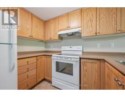 407 - 625 ST DAVID STREET S - 11