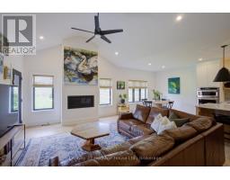 111 ECCLES AVENUE - 27