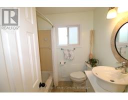 419 LAKE ROSALIND ROAD 4 - 32
