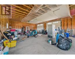 323135 DURHAM ROAD E - 44