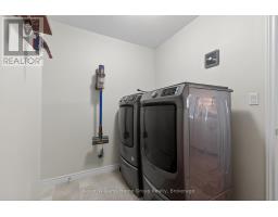 187 LAKE BREEZE DRIVE - 39