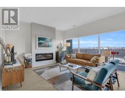 712 - 71 WYNDHAM STREET S - 3