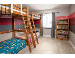 26 BROWN STREET - 25