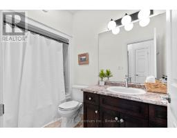 46 FENTON DRIVE - 21