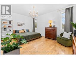 46 FENTON DRIVE - 24
