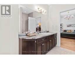 46 FENTON DRIVE - 28