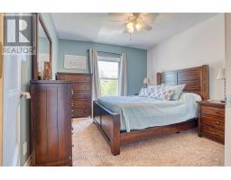 82 MAIN STREET N - 20