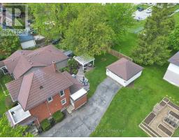 82 MAIN STREET N - 29