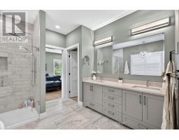 14 THIMBLEWEED DRIVE - 23