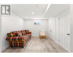 31 WETLAND WAY - 40