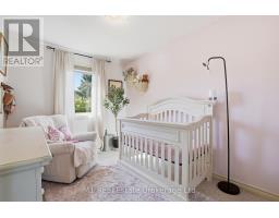 22 LAMBETH WAY - 24