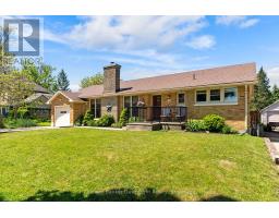 116 SANDERS STREET E - 3