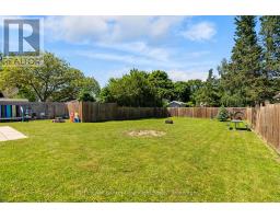 116 SANDERS STREET E - 33