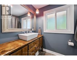 229 ROSS AVENUE - 28