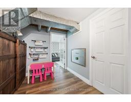 229 ROSS AVENUE - 30