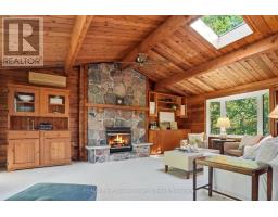 105 ST MORITZ CRESCENT - 13
