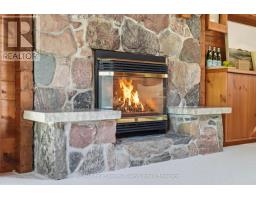 105 ST MORITZ CRESCENT - 14
