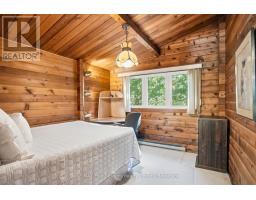 105 ST MORITZ CRESCENT - 22