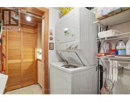 105 ST MORITZ CRESCENT - 27