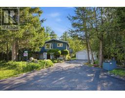 105 ST MORITZ CRESCENT - 33