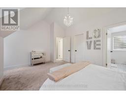 52 STIRLING MACGREGOR DRIVE - 21