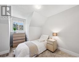 52 STIRLING MACGREGOR DRIVE - 23