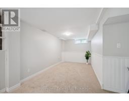 52 STIRLING MACGREGOR DRIVE - 29