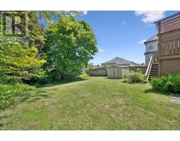 52 STIRLING MACGREGOR DRIVE - 32