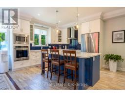 180 ST. EDMUNDS CRESCENT - 22