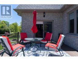 180 ST. EDMUNDS CRESCENT - 33