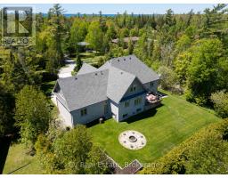 180 ST. EDMUNDS CRESCENT - 6