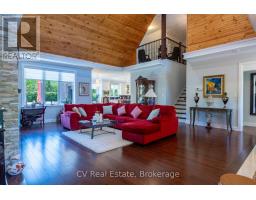 180 ST. EDMUNDS CRESCENT - 8