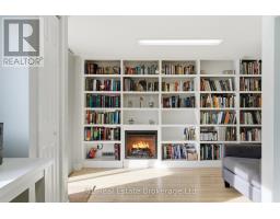 85 - 295 WATER STREET - 26
