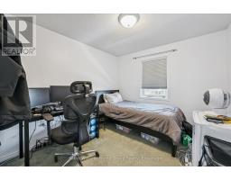 23 - 151 CLAIRFIELDS DRIVE E - 16