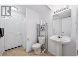 23 - 151 CLAIRFIELDS DRIVE E - 28