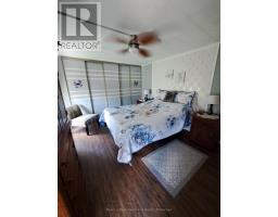 27 STEWART STREET - 11
