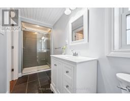 3 DUNDAS STREET W - 23