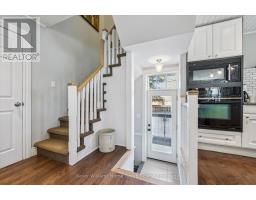 3 DUNDAS STREET W - 24