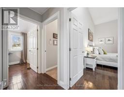 3 DUNDAS STREET W - 25
