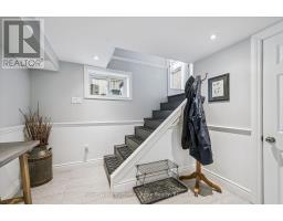 3 DUNDAS STREET W - 33