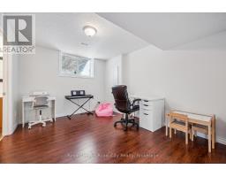 6 - 361 ARKELL ROAD - 25
