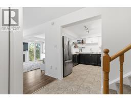 233 - 460 JANEFIELD AVENUE - 4