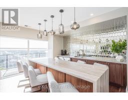 711 - 1878 GORDON STREET - 30