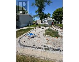 144 SANDBAGGER CRESCENT - 28