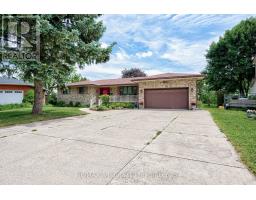 137 MITCHELL COURT - 3